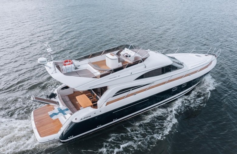 Моторный катер