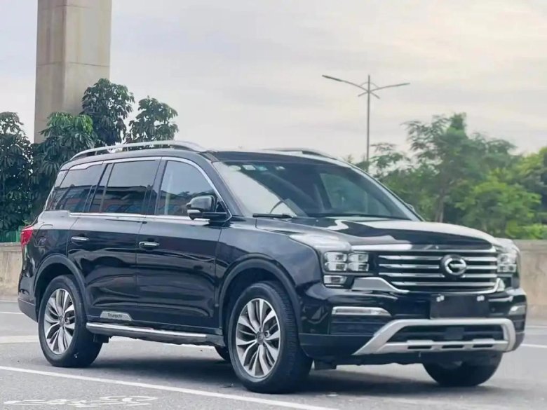 Gac trumpchi gs8