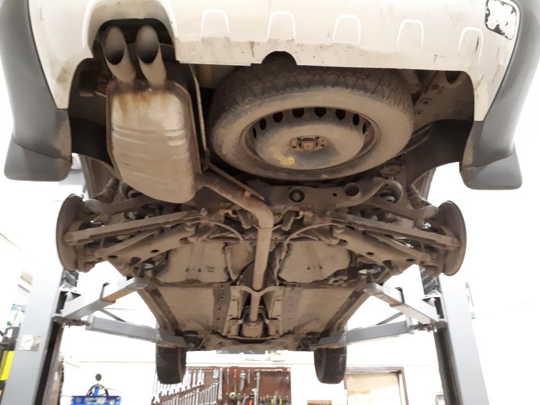 Вольво хс90 вид снизу