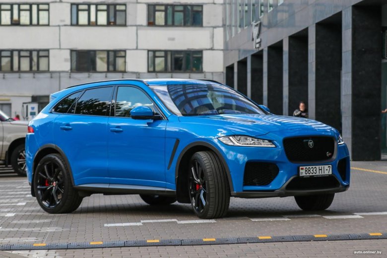 Jaguar f pace svr