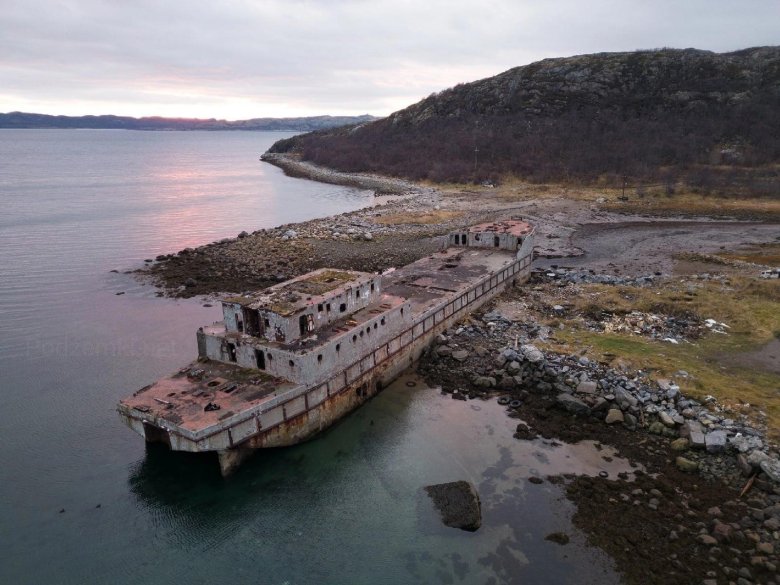 Кольский полуостров кладбище кораблей