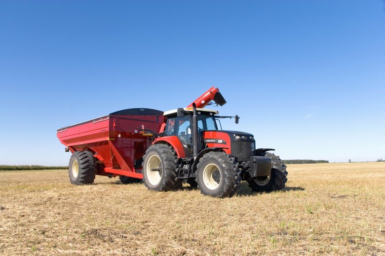 Бункер перегрузчик зерна ростсельмаш