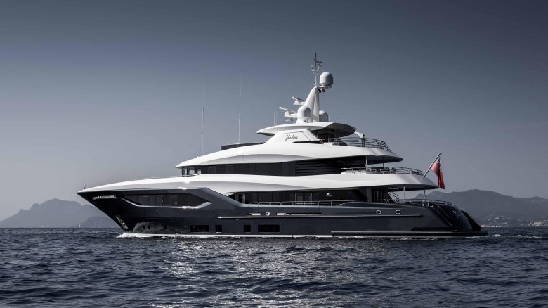 Роскошная яхта