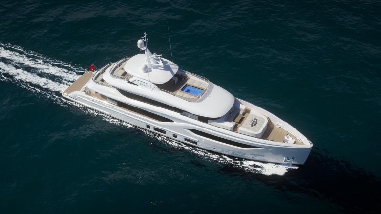 Роскошная яхта