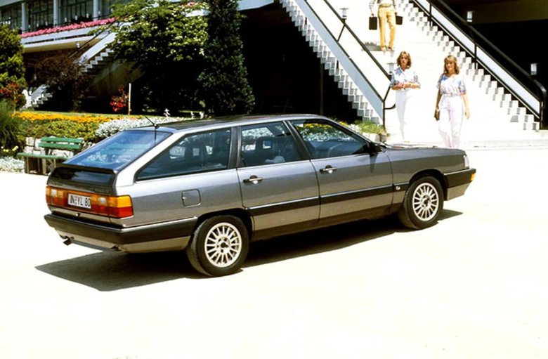 Ауди 100 авант универсал