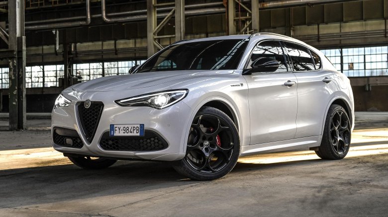 Alfa romeo stelvio quadrifoglio
