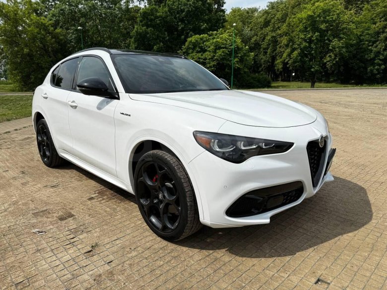 Альфа ромео стелвио