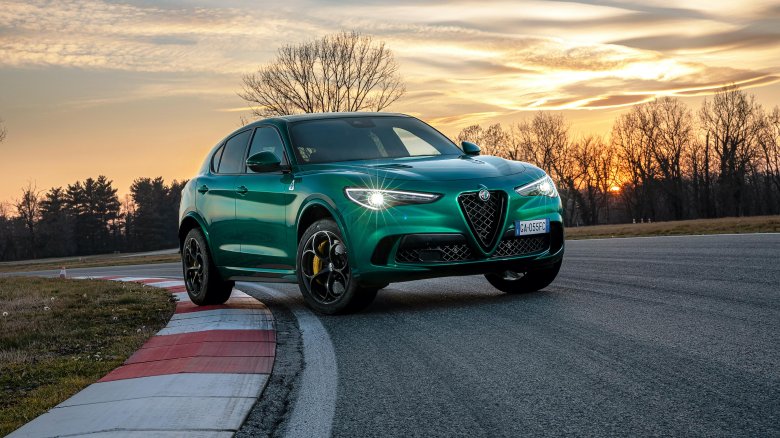 Альфа ромео стельвио