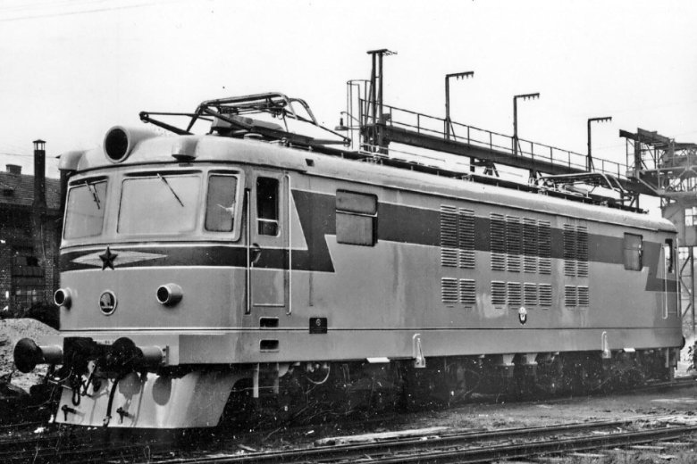 Электровоз шкода чс3