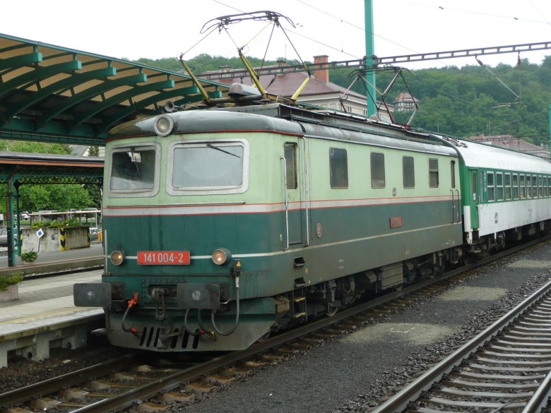 Электровоз skoda e499