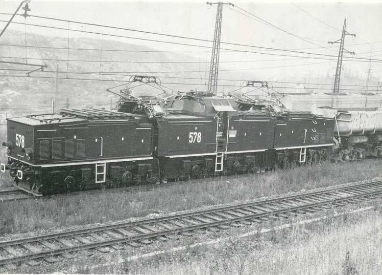 Electric locomotive