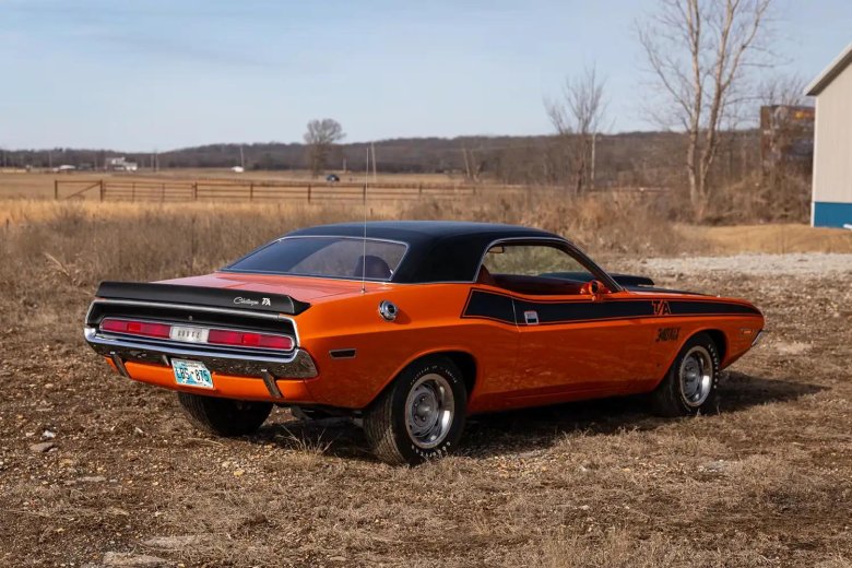 Dodge challenger 70х