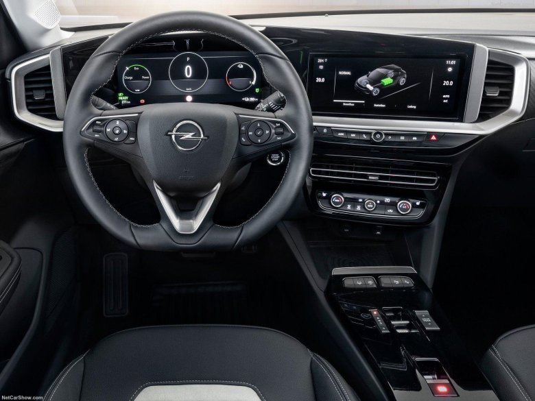 Опель мокка 2023