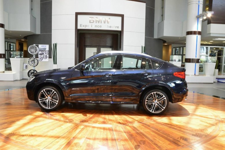 Бмв x4 черный карбон