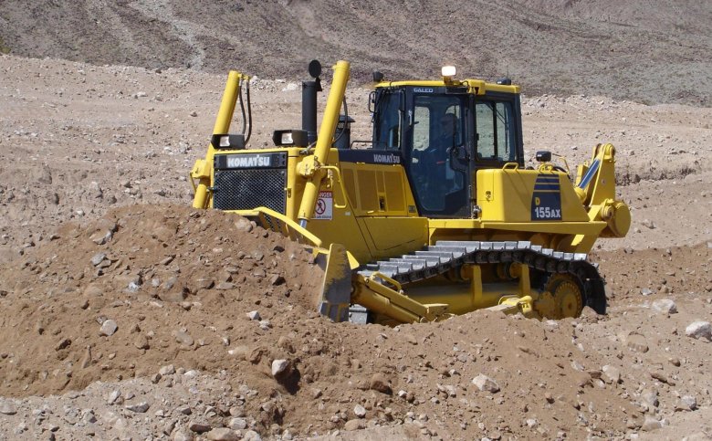 Комацу бульдозер