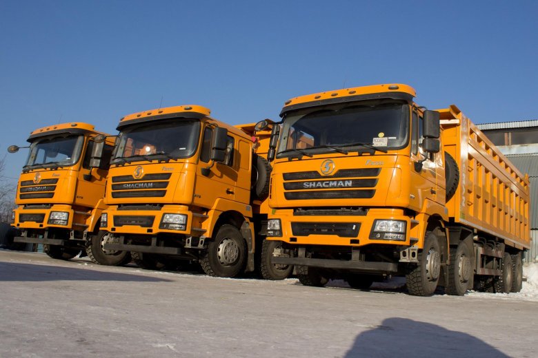 Самосвал шакман