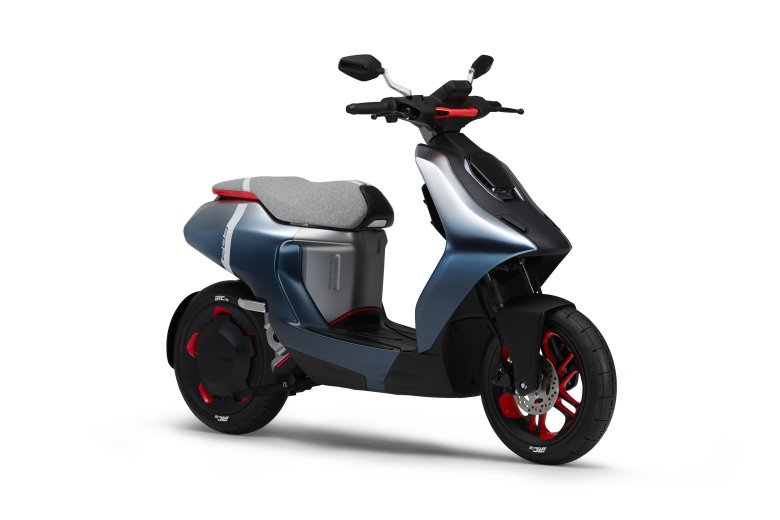 Yamaha scooter