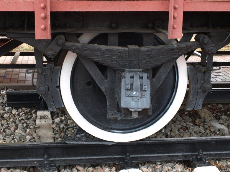 Тормозная колодка жд вагона