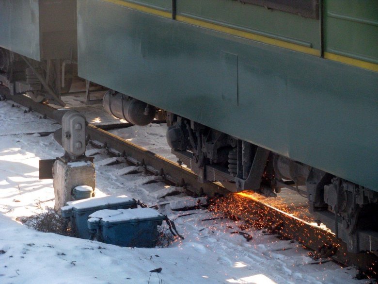 Помощник машиниста электровоза тепловоза