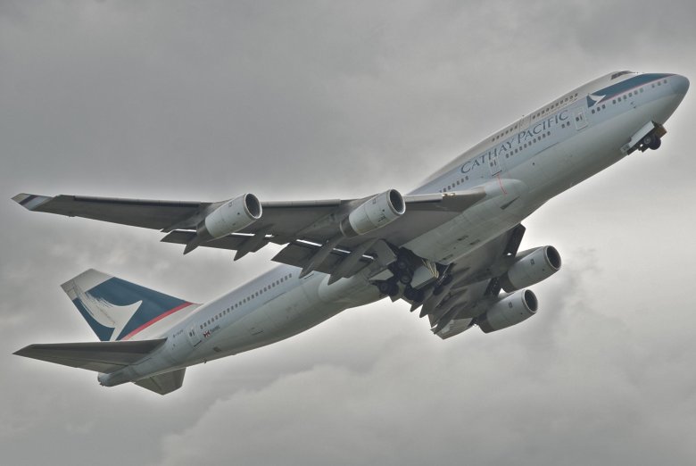 Cathay pacific boeing 747 400
