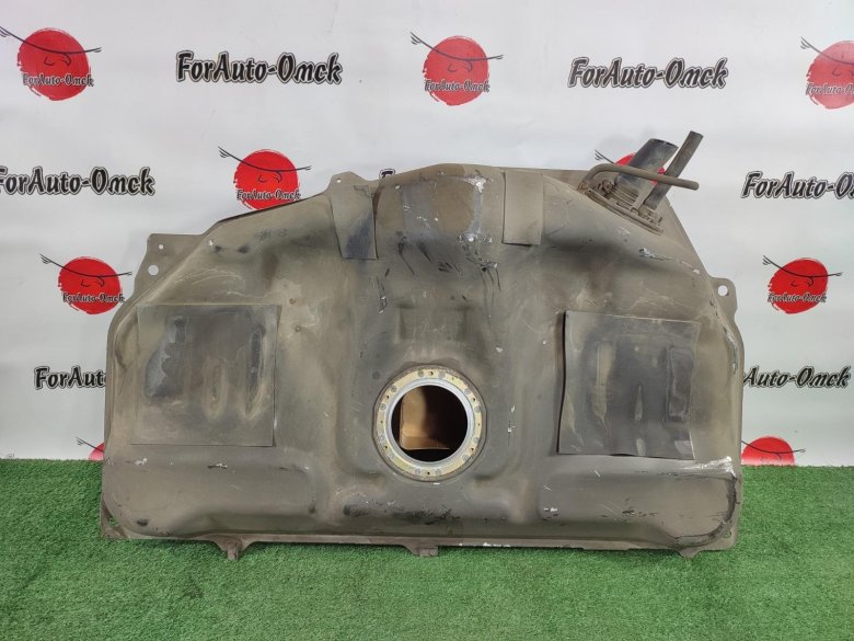 Бензобак nissan bluebird