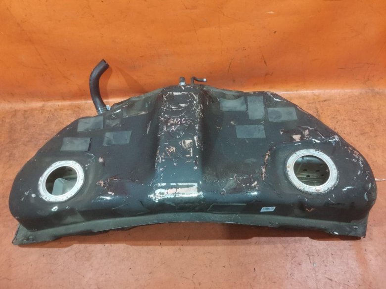 Бензобак тойота филдер