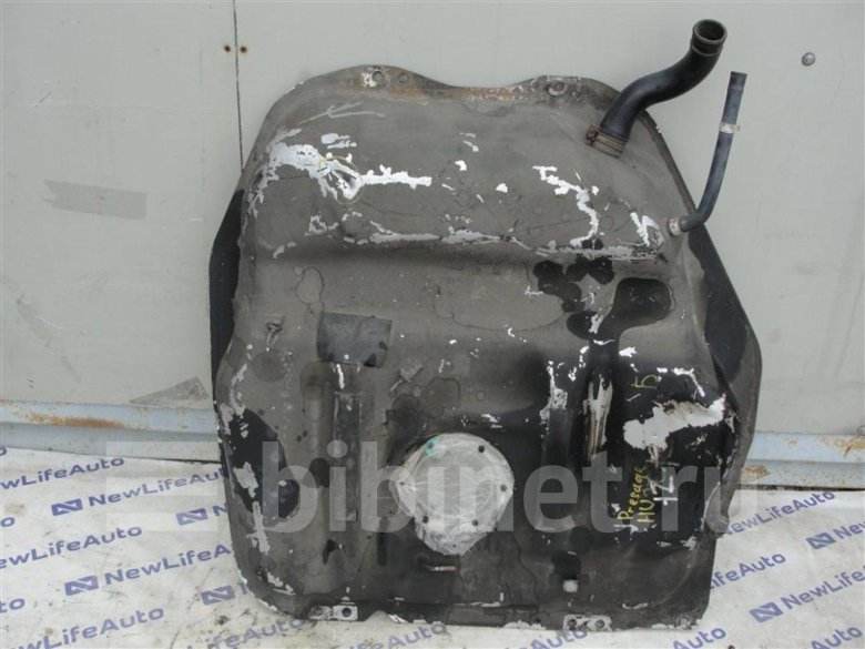 Топливный бак на ниссан эрнеса