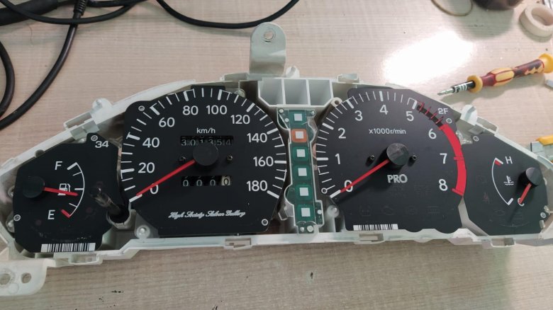 Панель приборов тойота королла