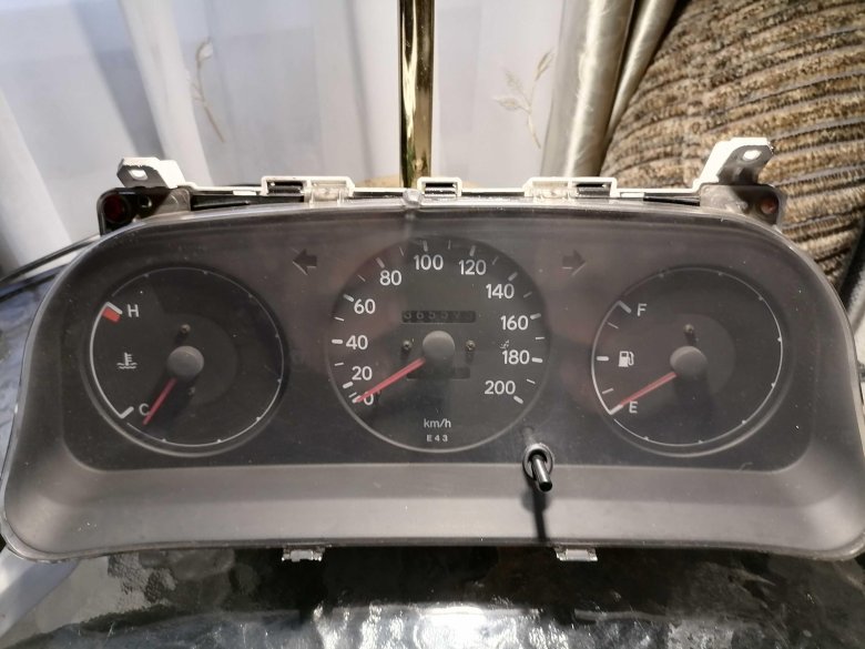 Приборная панель тойота спринтер ae100