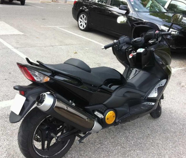Максискутер yamaha tmax 530