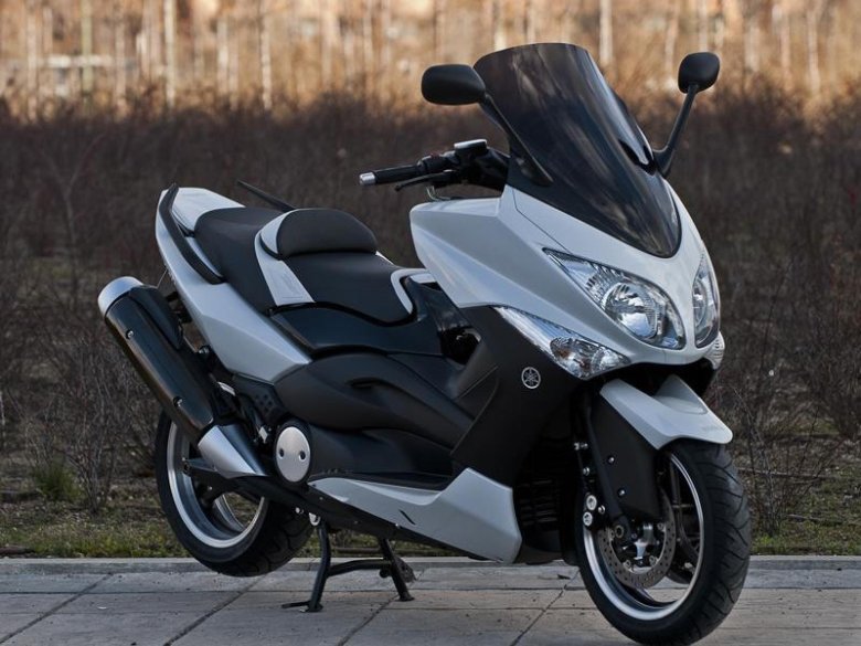 Yamaha t max 500