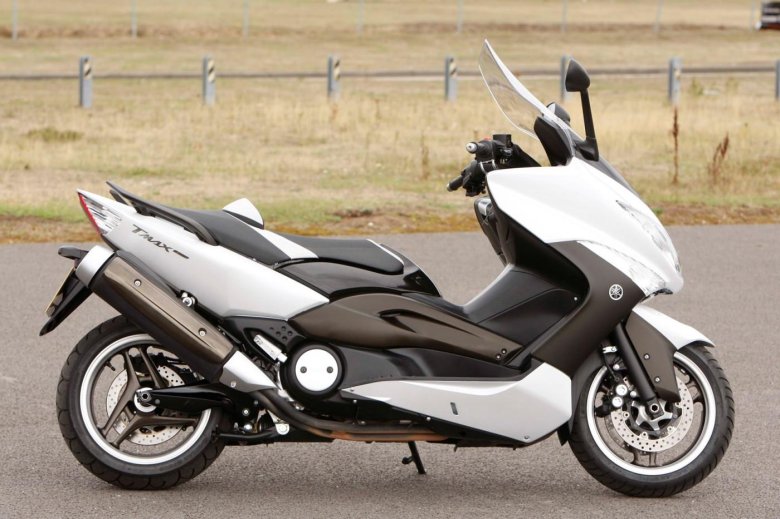 Yamaha t max 2010