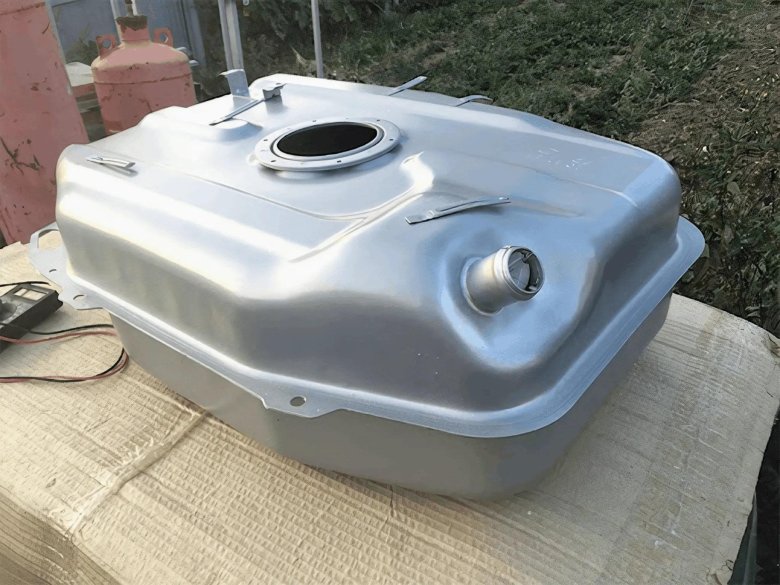 Бак топливный 1118 металл