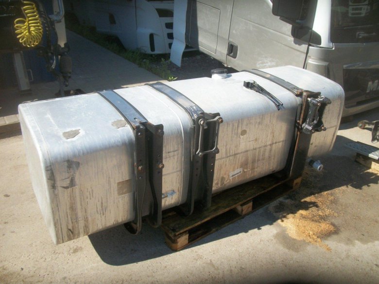 Бак топливный ман тга 780