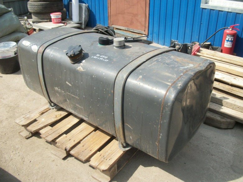 Топливный бак камаз