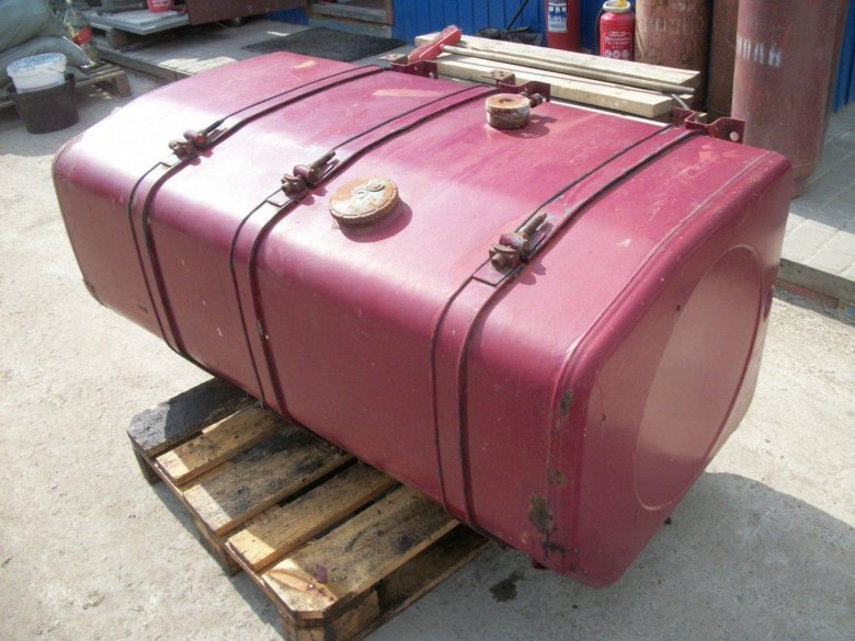 Топливные баки