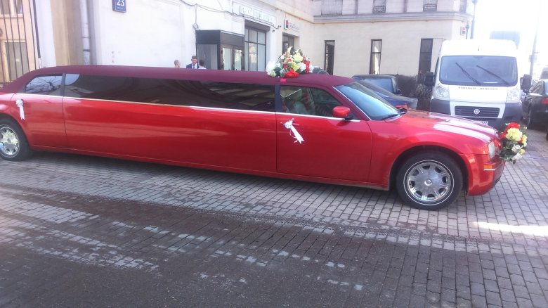 Chrysler 300 c лимузин