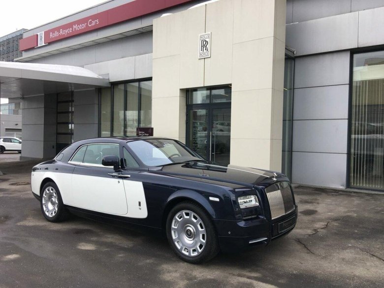 Rolls-royce phantom vii рестайлинг