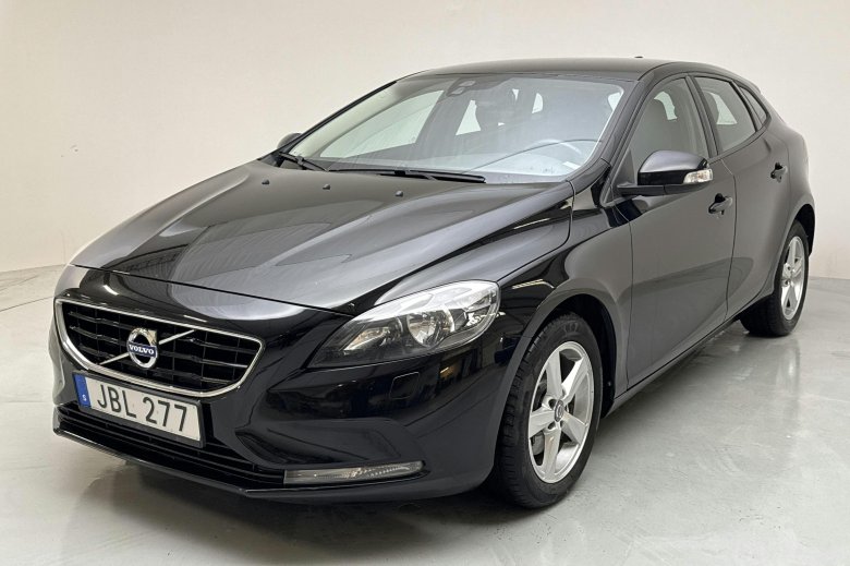 Volvo v 40