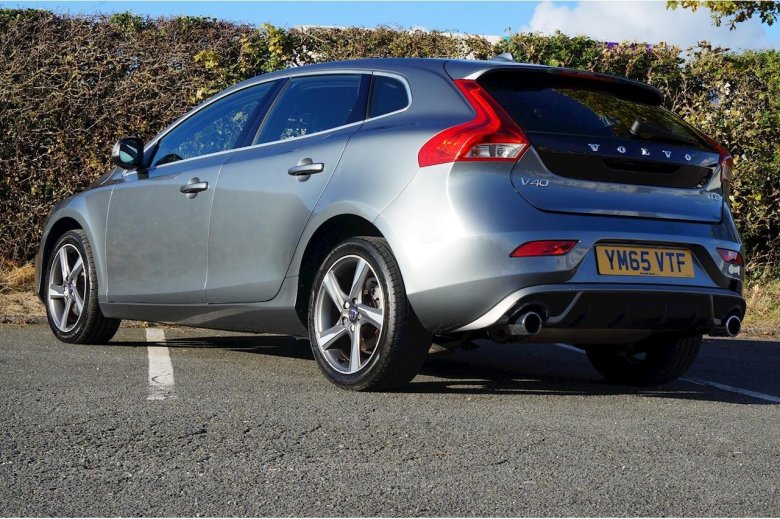 Volvo v40 cross country