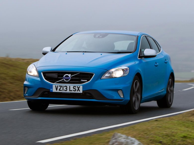 Volvo v40 r design