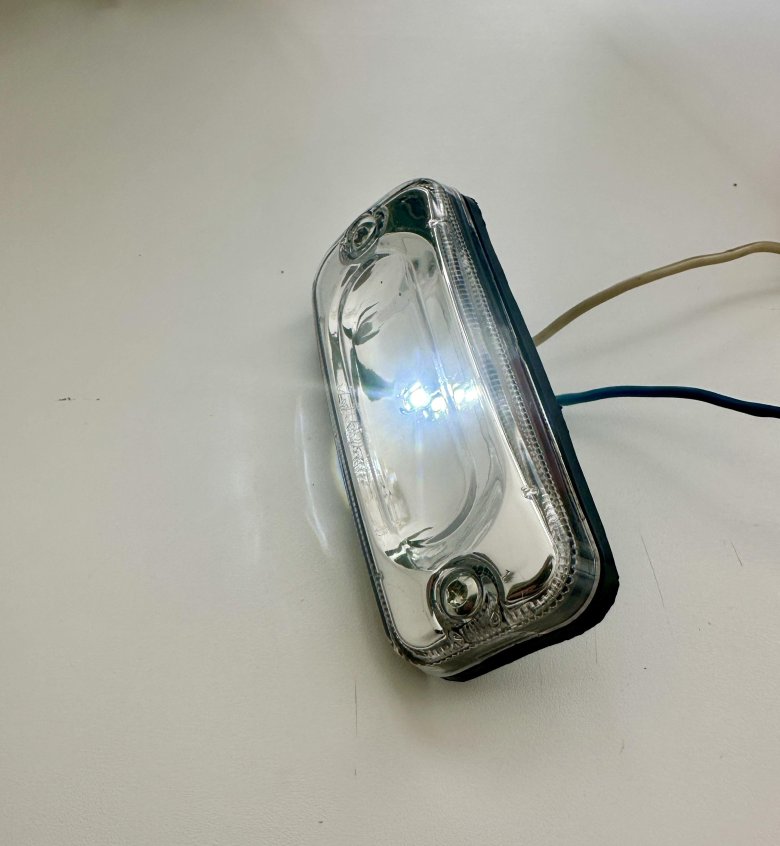 Фонарь габаритный даф 105 верхний