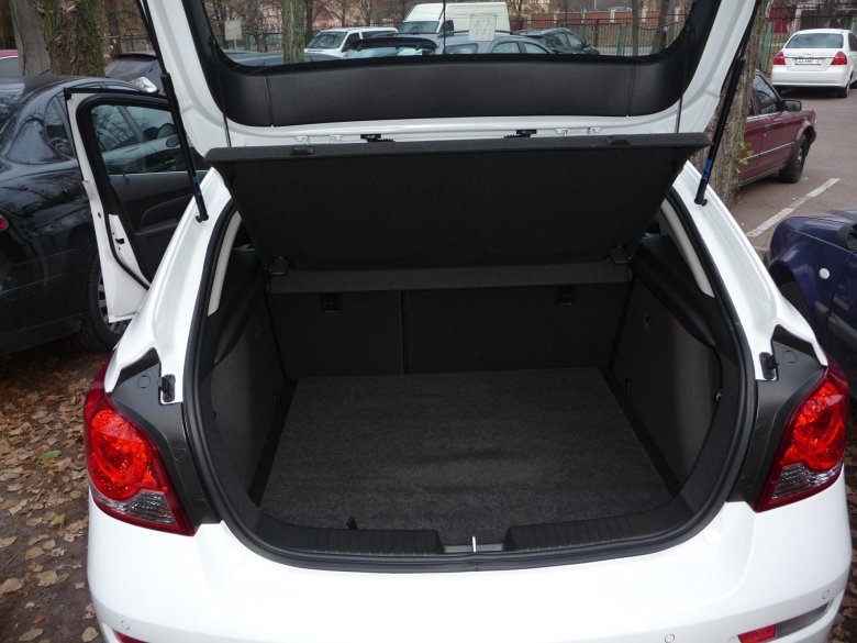 Багажник шевроле круз хэтчбек 2014