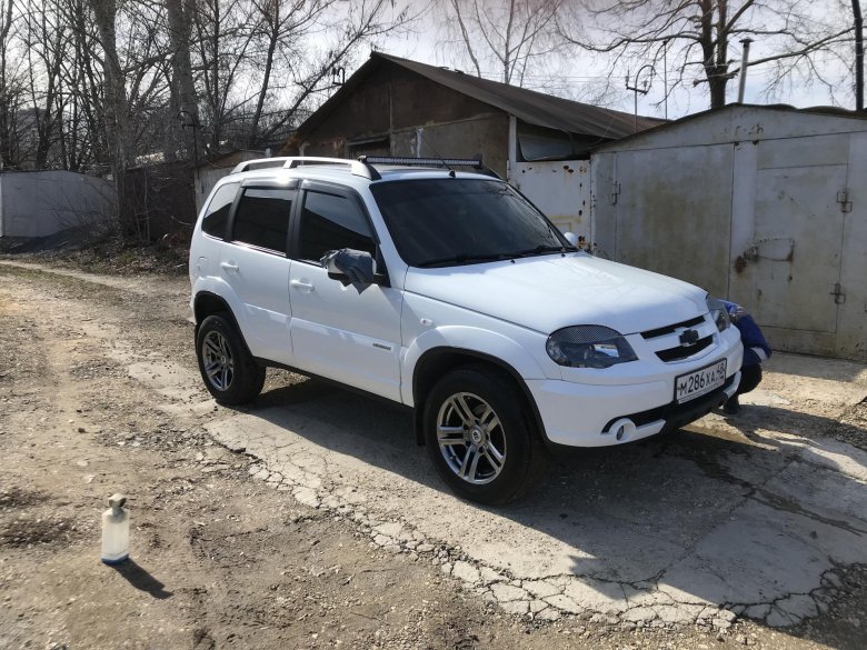 Нива шевроле на дисках r18