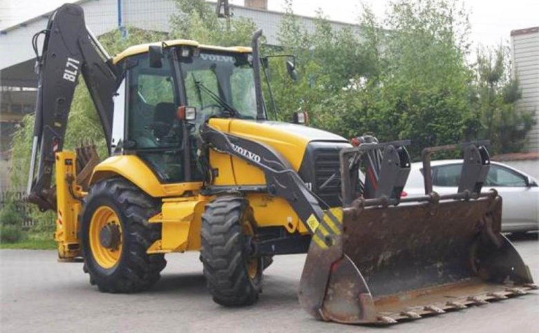 Трактор volvo bl71