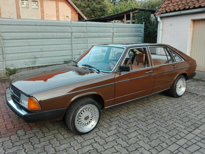 Ауди 100 хэтчбек