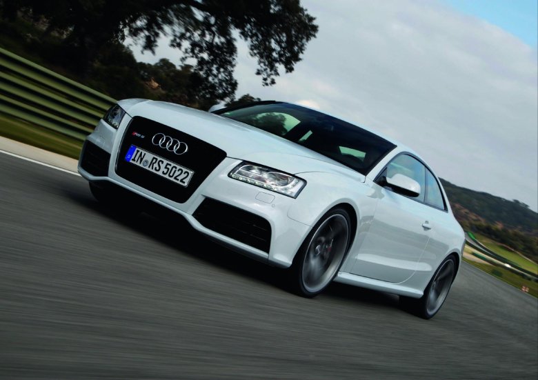 Audi rs5 2011