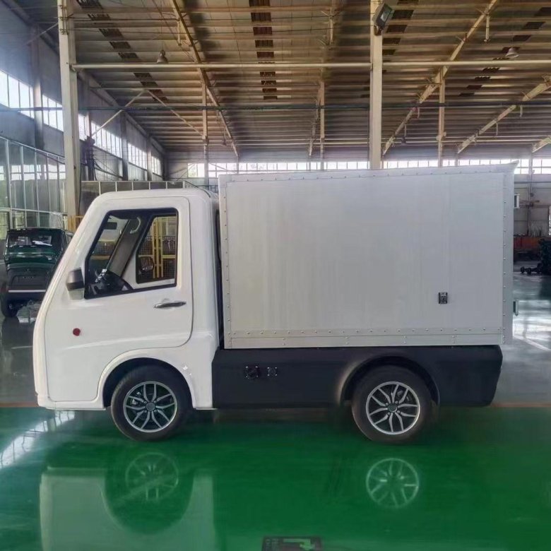 Электромобиль грузовой