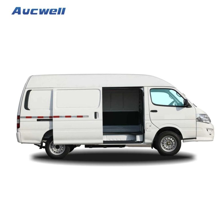 Цельнометаллические фургоны