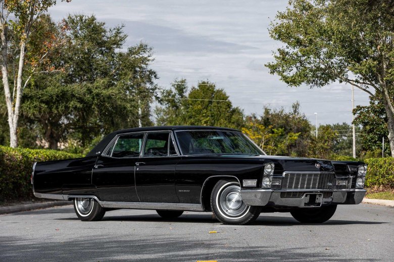 Cadillac fleetwood brougham 1966